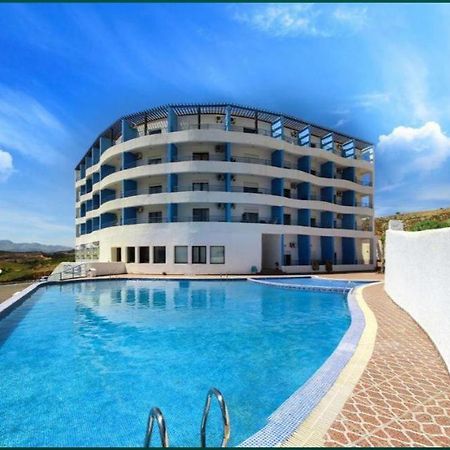 Studio Avec Piscine Et Wifi A Cabonegro 卡博尼格洛 外观 照片