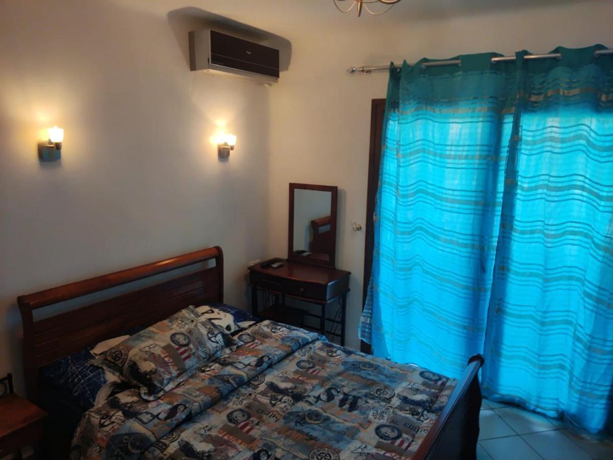 Studio Avec Piscine Et Wifi A Cabonegro 卡博尼格洛 外观 照片