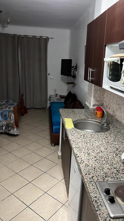 Studio Avec Piscine Et Wifi A Cabonegro 卡博尼格洛 外观 照片