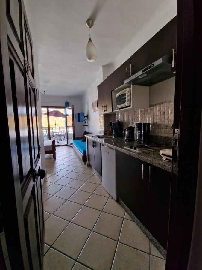 Studio Avec Piscine Et Wifi A Cabonegro 卡博尼格洛 外观 照片